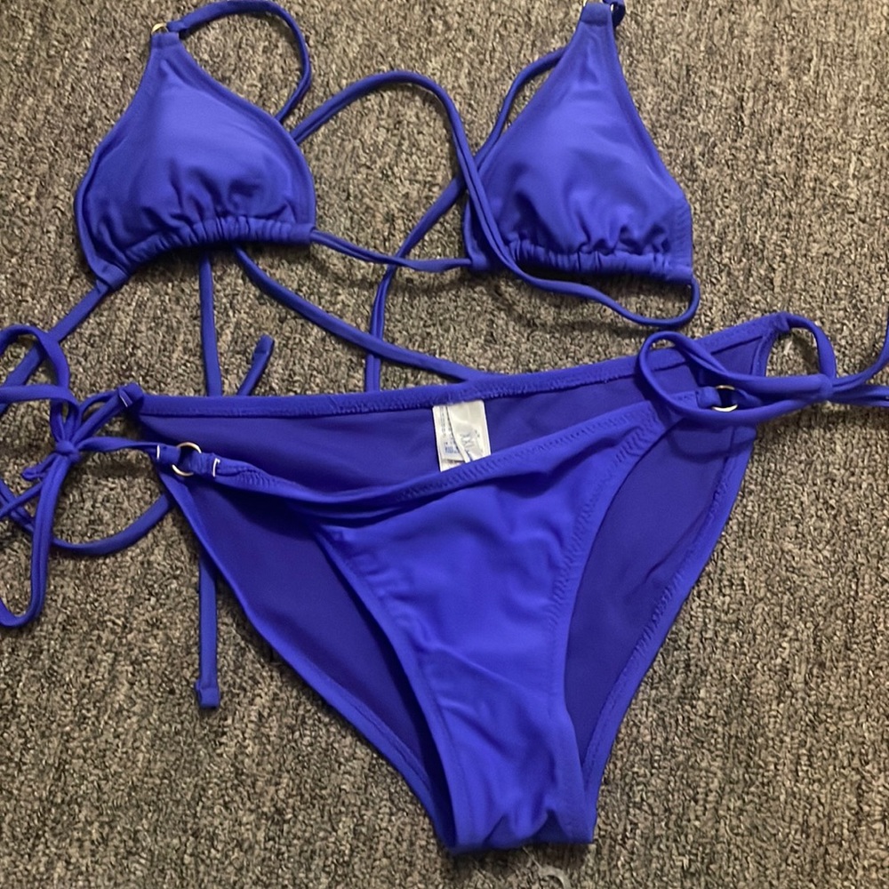 Purple/ blue bikini rouge bottom L n triangle top S side tie bottoms